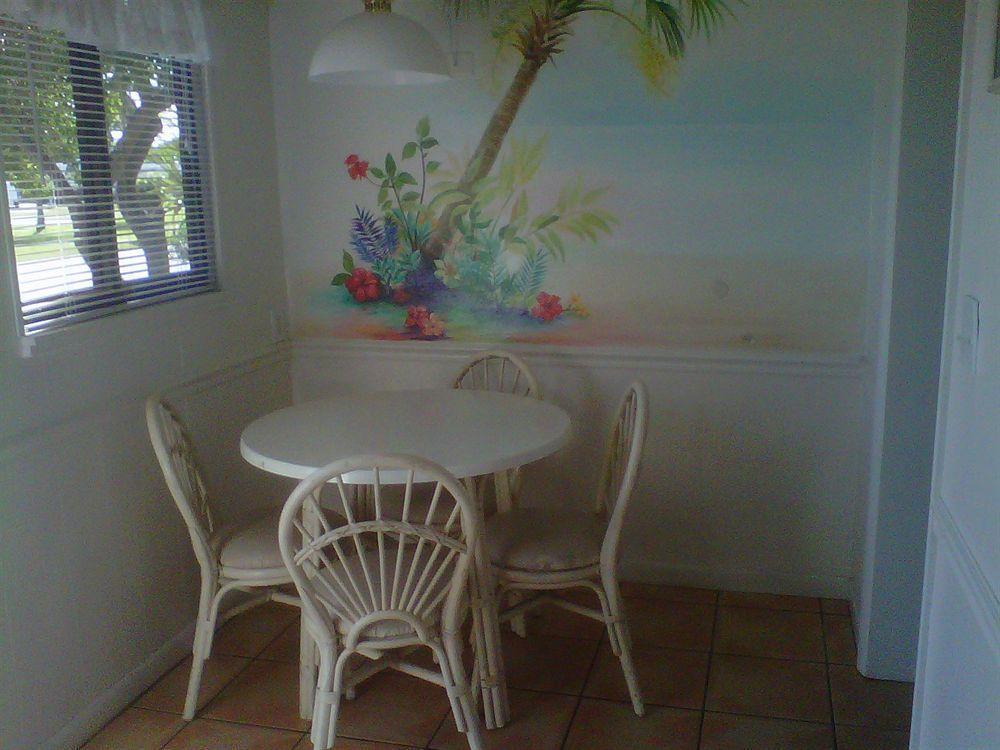 Fiesta Key Rv Resort Premium Room 1 Layton Exteriör bild